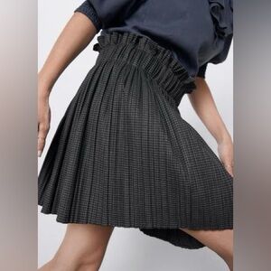 Zara Plaid Pleated Mini Skirt